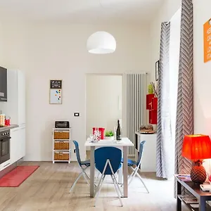 Sixty One Luxury Апартаменты